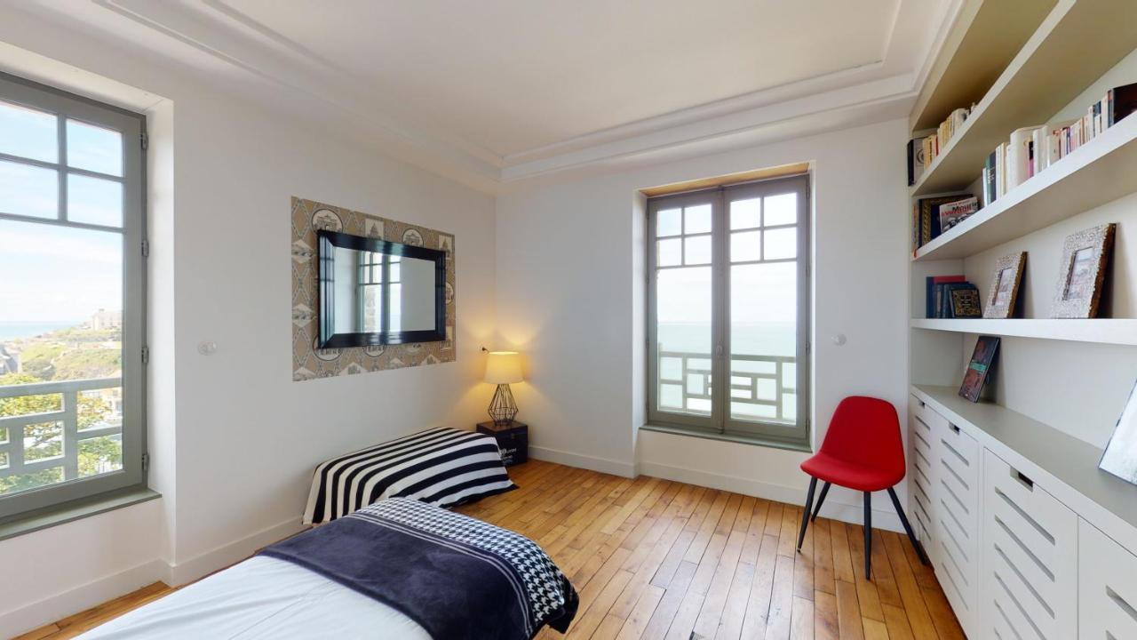 Les roches Grises, Luxueuse villa face mer, 4étoiles, SPA et jardin panoramique, société La Clef Decamp Granville Exterior foto