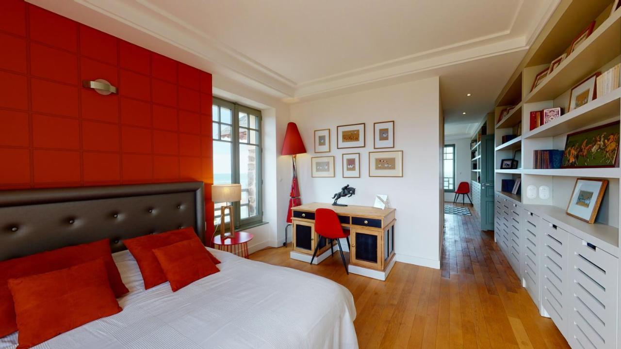 Les roches Grises, Luxueuse villa face mer, 4étoiles, SPA et jardin panoramique, société La Clef Decamp Granville Exterior foto