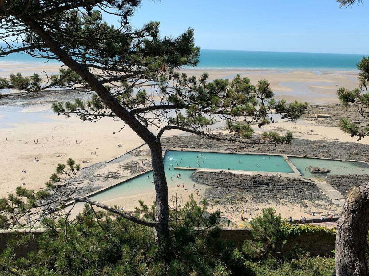 Les roches Grises, Luxueuse villa face mer, 4étoiles, SPA et jardin panoramique, société La Clef Decamp Granville Exterior foto